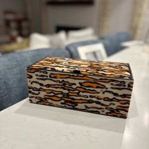 Authentic Vintage Fabergé “Tigress” Velvet Perfume Box | c. 1960s–1970s